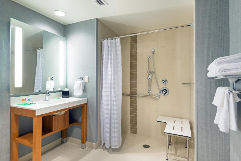 Hyatt Place Austin Downtown